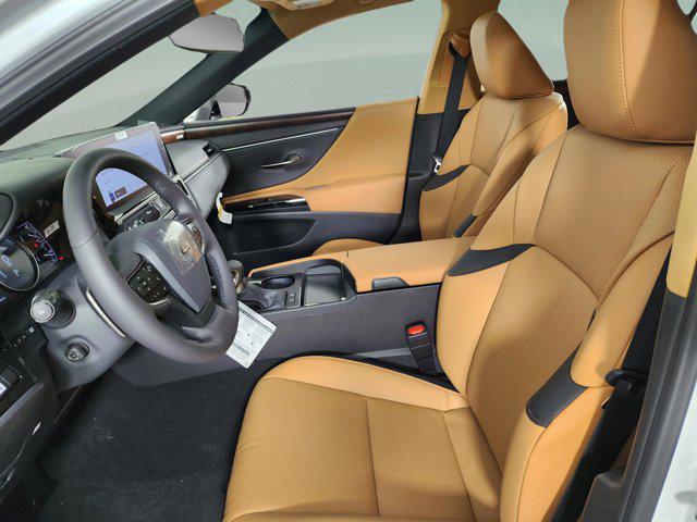 new 2025 Lexus ES 300h car, priced at $50,834