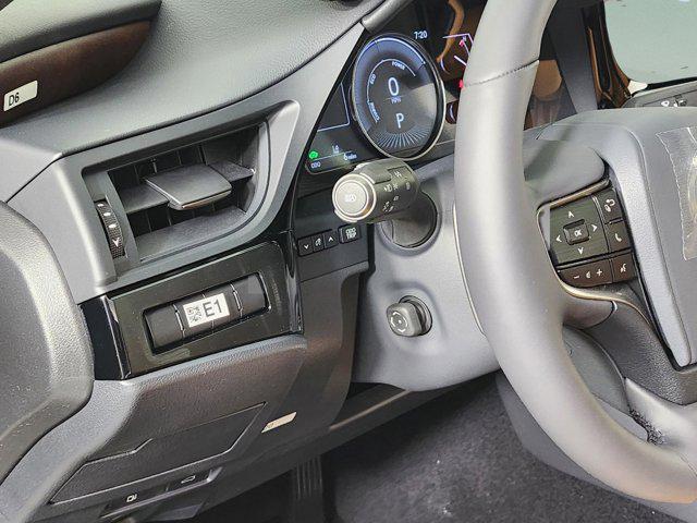 new 2025 Lexus ES 300h car, priced at $50,834