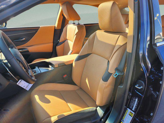 new 2025 Lexus ES 350 car, priced at $49,264