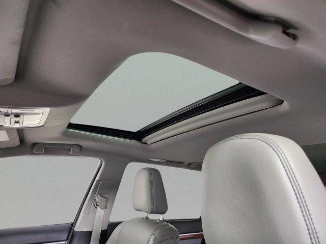 used 2016 Toyota Highlander car, priced at $22,328
