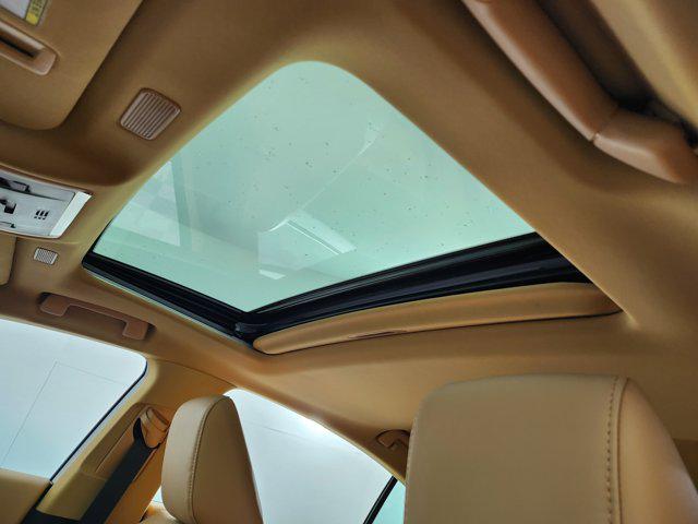 new 2025 Lexus ES 300h car, priced at $54,099