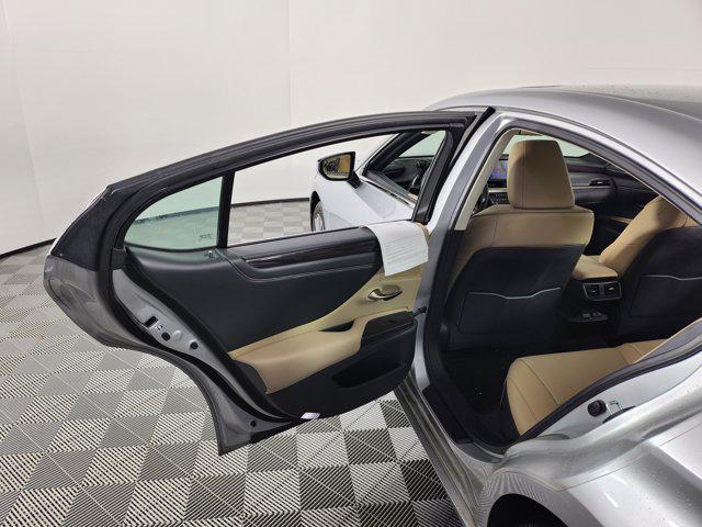 used 2020 Lexus ES 350 car, priced at $33,990