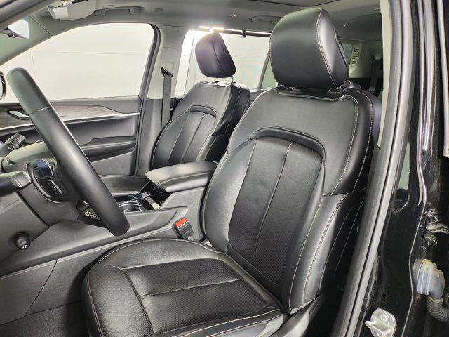 used 2022 Jeep Grand Cherokee L car, priced at $25,899