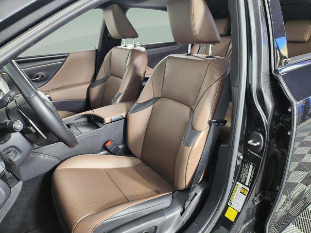 used 2023 Lexus ES 350 car, priced at $36,633