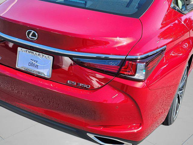 new 2025 Lexus ES 350 car, priced at $48,935