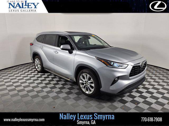 used 2020 Toyota Highlander car, priced at $26,899