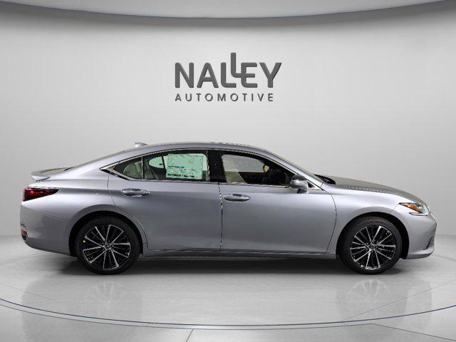 new 2025 Lexus ES 300h car, priced at $51,084