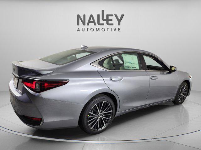 new 2025 Lexus ES 300h car, priced at $51,084