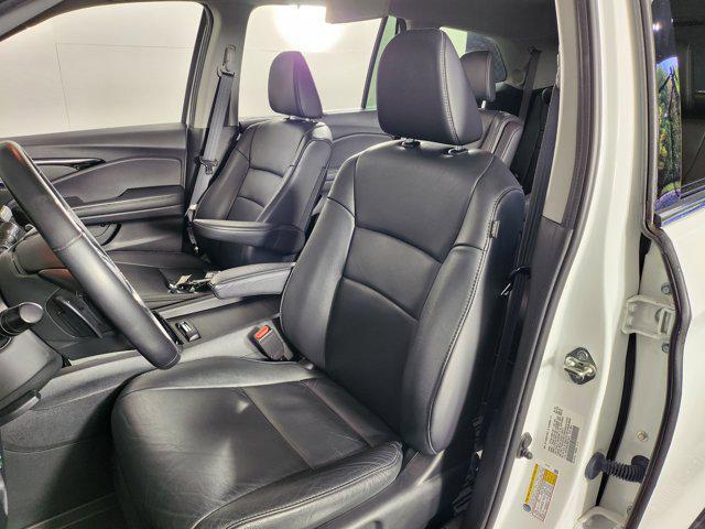 used 2021 Honda Pilot car, priced at $30,298