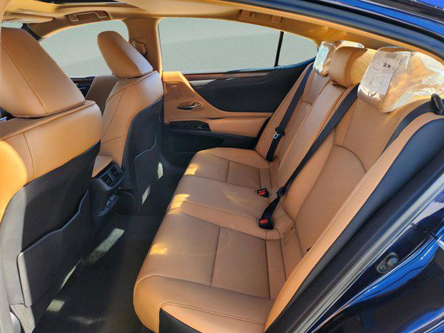 new 2025 Lexus ES 350 car, priced at $49,264