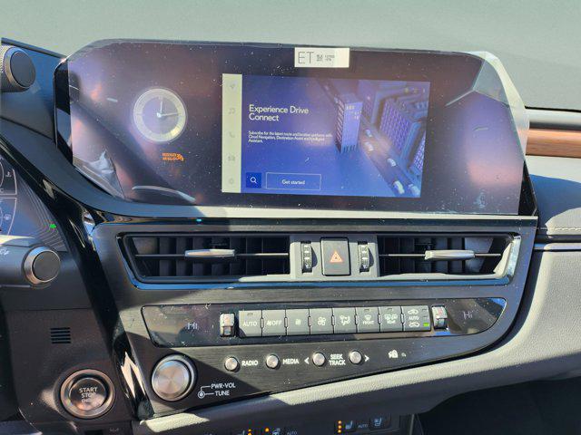 new 2025 Lexus ES 350 car, priced at $48,424