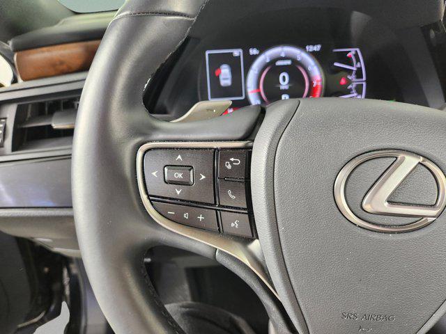 used 2025 Lexus ES 350 car, priced at $43,961