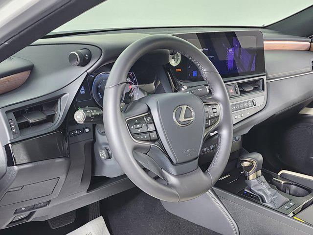 used 2024 Lexus ES 300h car, priced at $44,690