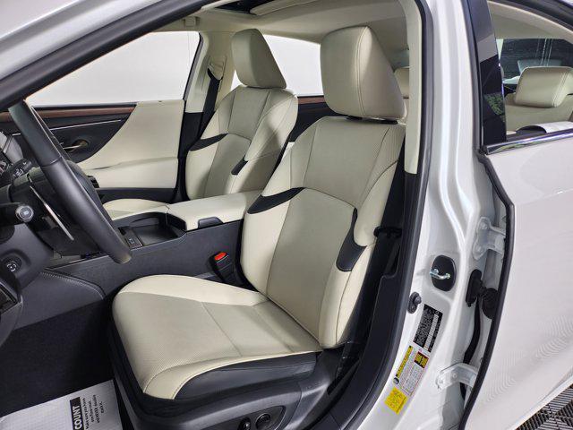 used 2024 Lexus ES 300h car, priced at $44,690