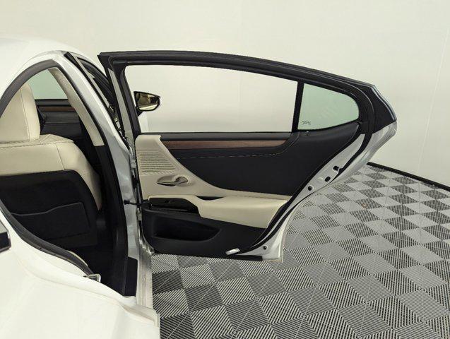 used 2024 Lexus ES 350 car, priced at $43,595