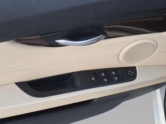 used 2013 BMW Z4 car, priced at $14,883