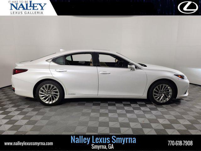 used 2021 Lexus ES 300h car, priced at $36,900