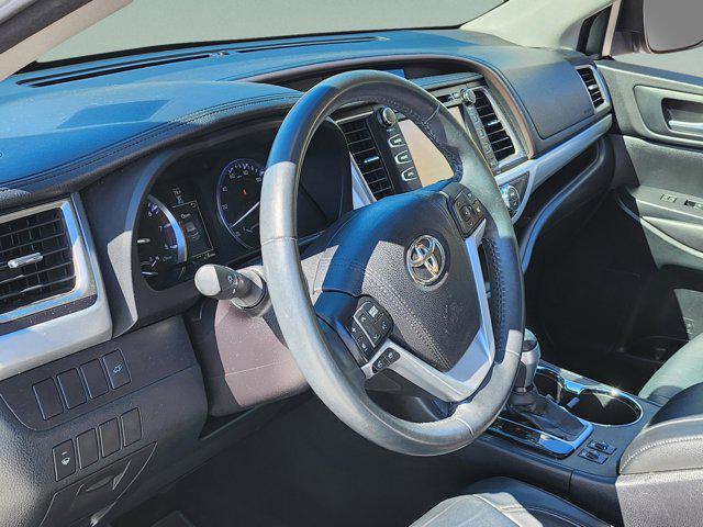 used 2016 Toyota Highlander car, priced at $19,900