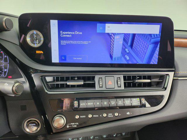 new 2025 Lexus ES 300h car, priced at $56,889
