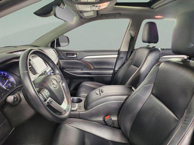 used 2019 Toyota Highlander car, priced at $22,757