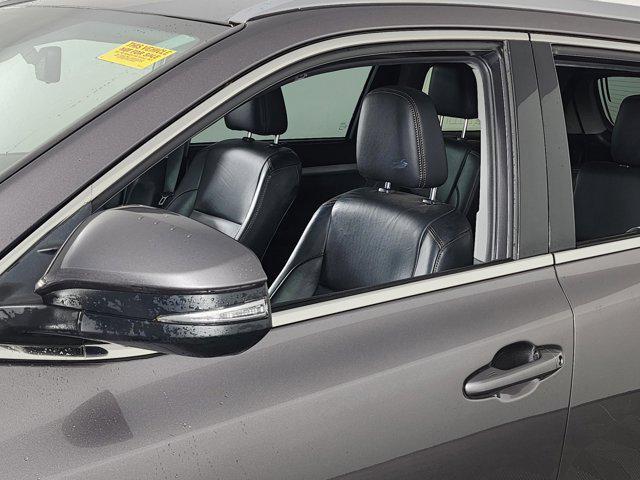 used 2019 Toyota Highlander car, priced at $22,757