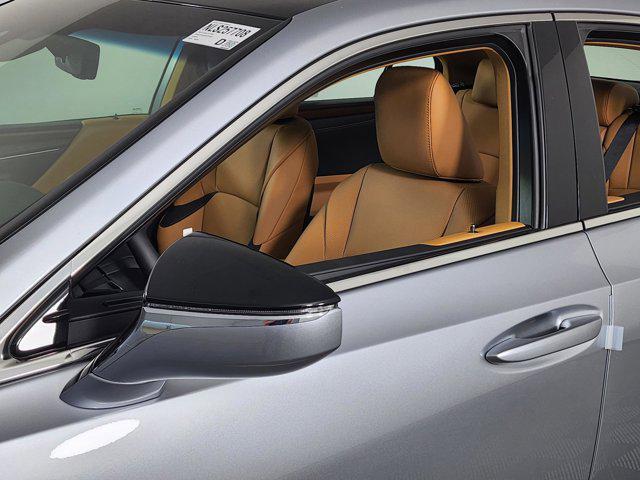 new 2025 Lexus ES 350 car, priced at $49,935