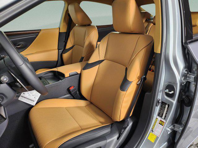 new 2025 Lexus ES 350 car, priced at $49,935