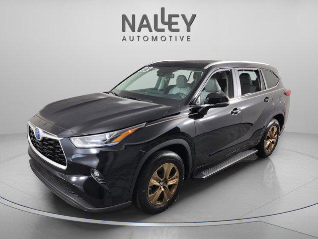 used 2023 Toyota Highlander Hybrid car, priced at $38,654