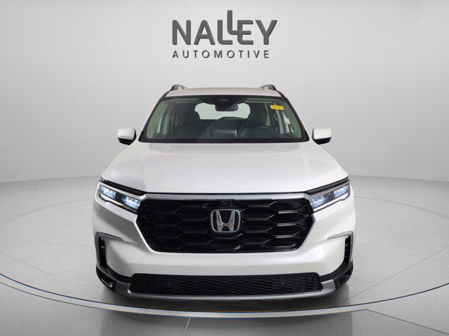 used 2025 Honda Pilot car, priced at $46,890