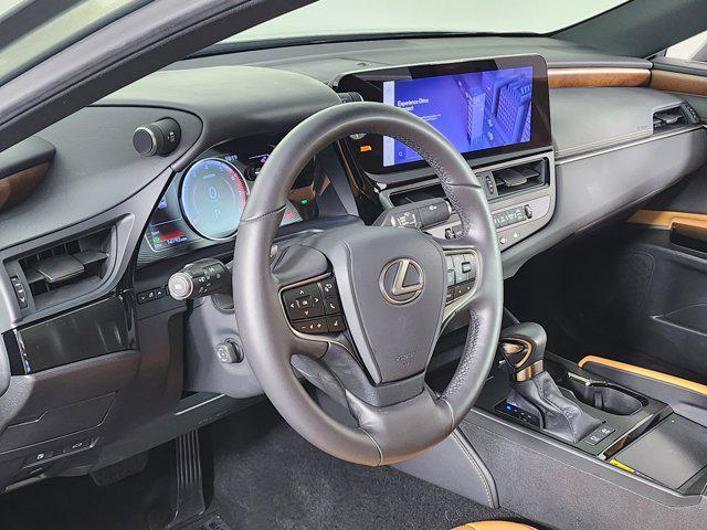 used 2024 Lexus ES 300h car, priced at $44,790