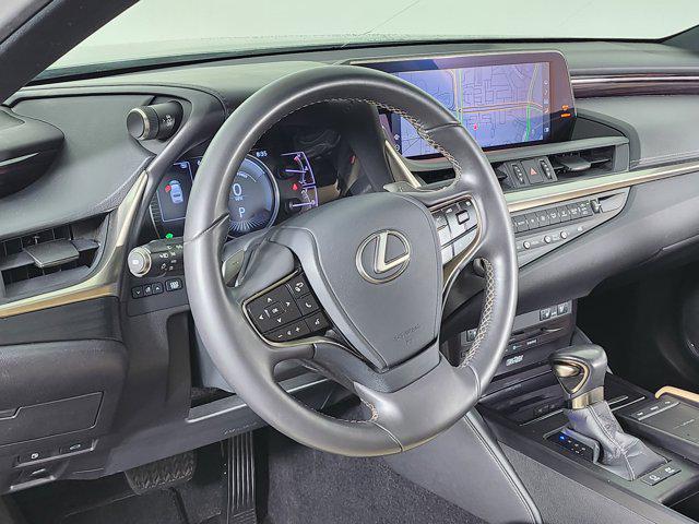 used 2021 Lexus ES 300h car, priced at $33,423