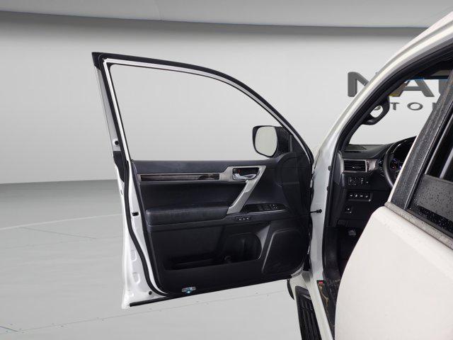 used 2023 Lexus GX 460 car, priced at $59,991