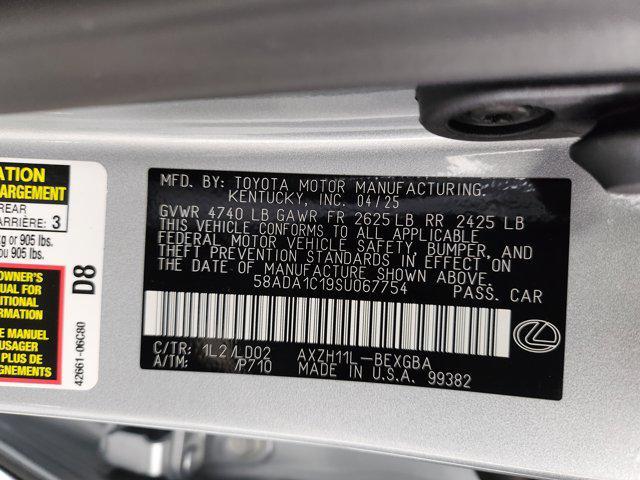 new 2025 Lexus ES 300h car, priced at $50,864