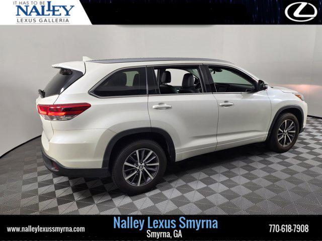 used 2018 Toyota Highlander car, priced at $22,188
