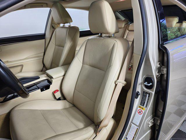 used 2013 Lexus ES 350 car, priced at $15,898