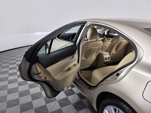 used 2013 Lexus ES 350 car, priced at $15,898