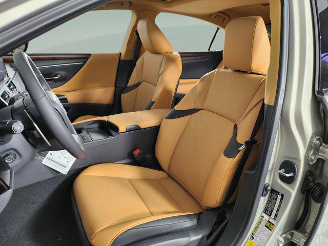 new 2025 Lexus ES 350 car, priced at $49,264