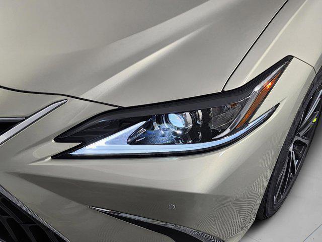new 2025 Lexus ES 350 car, priced at $49,264