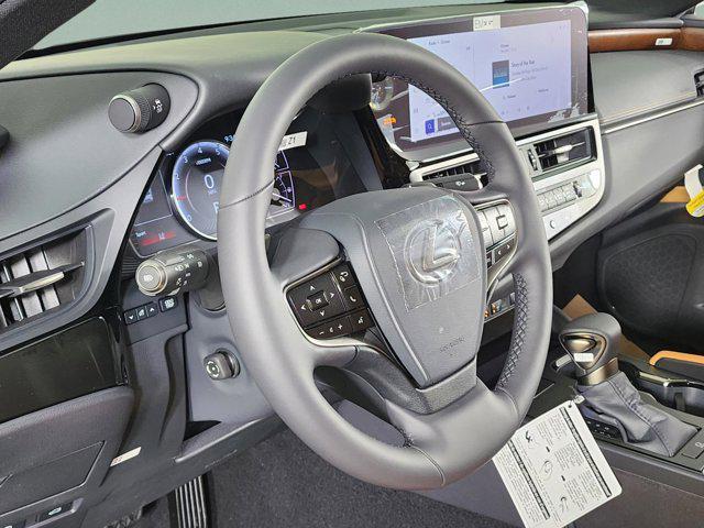 new 2025 Lexus ES 350 car, priced at $49,264
