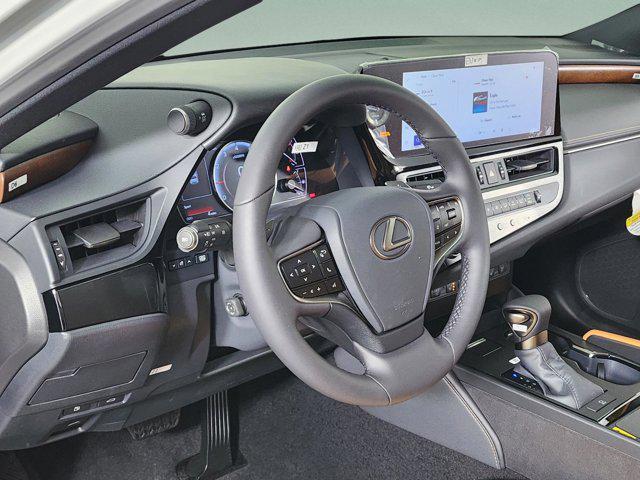 new 2025 Lexus ES 350 car, priced at $50,264
