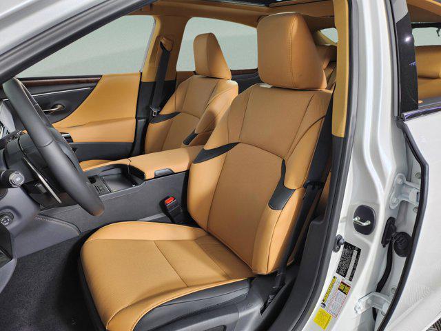 new 2025 Lexus ES 350 car, priced at $50,264