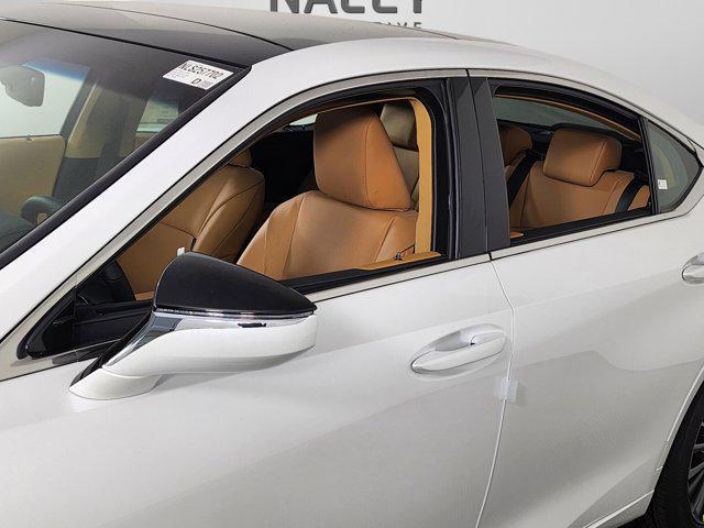 new 2025 Lexus ES 350 car, priced at $50,264