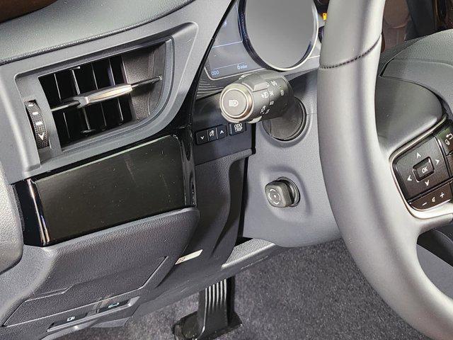 new 2025 Lexus ES 350 car, priced at $49,264