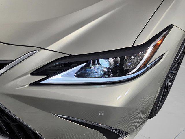 new 2025 Lexus ES 350 car, priced at $49,264