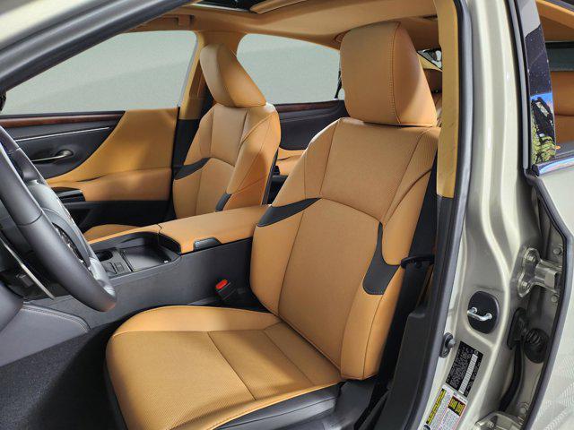new 2025 Lexus ES 350 car, priced at $49,264