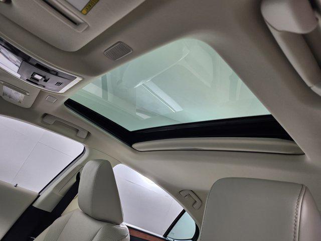 new 2025 Lexus ES 300h car, priced at $50,364