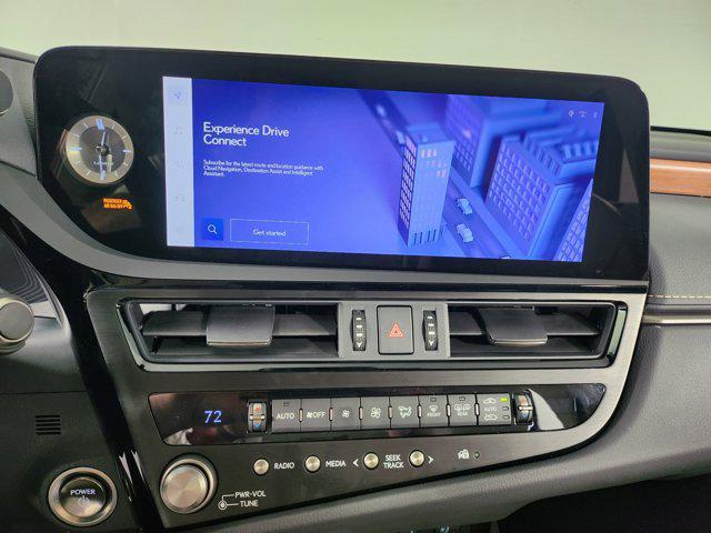 new 2025 Lexus ES 300h car, priced at $50,364