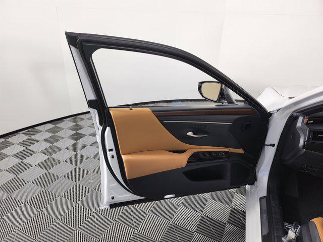 new 2025 Lexus ES 350 car, priced at $49,764