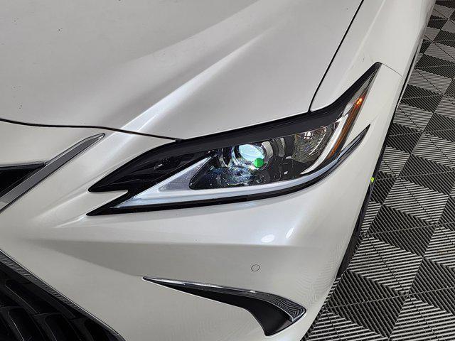 new 2025 Lexus ES 350 car, priced at $49,764