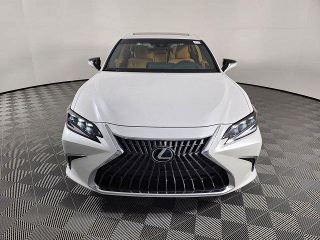 new 2025 Lexus ES 300h car, priced at $57,109